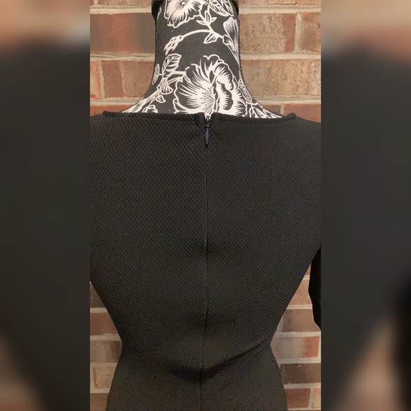 DRESSCODE L.A. Office Dress. - Picture 7 of 9